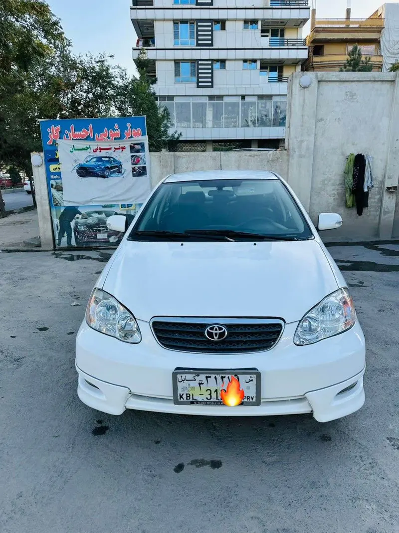 Toyota Corolla 2005 (1)
