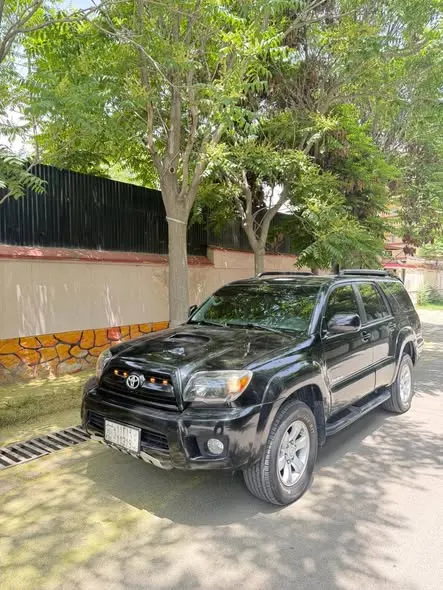 تویوتا 4Runner 2006 (1)