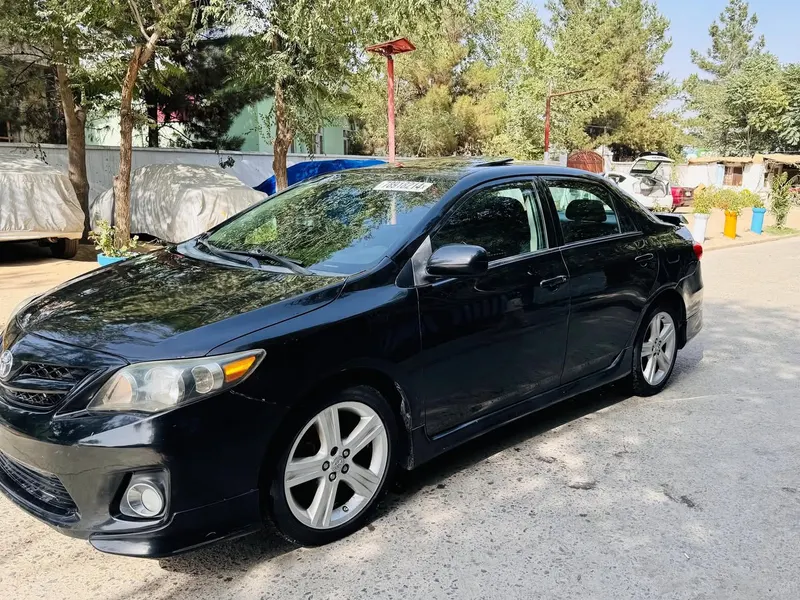 Toyota Corolla 2013 (1)