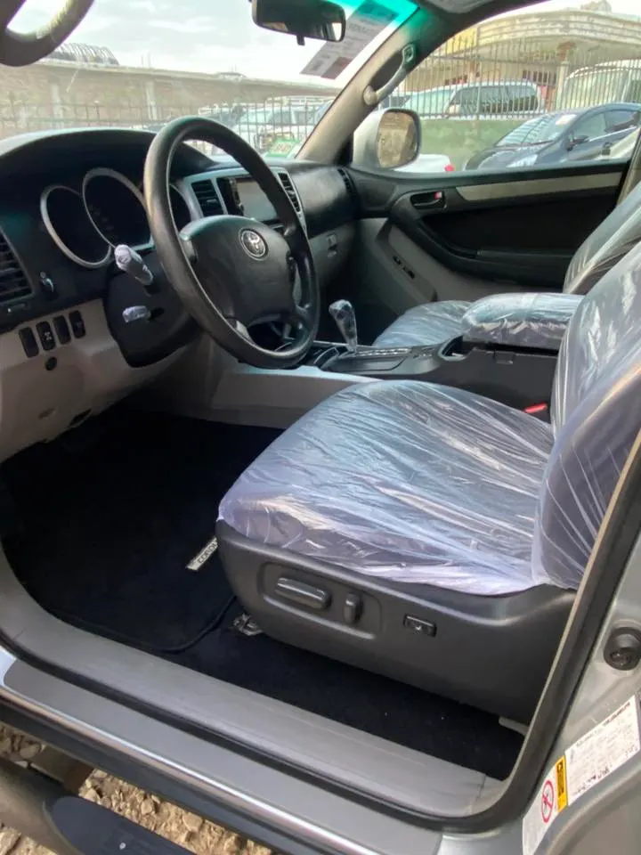 Toyota 4 Runner 2006 (4)