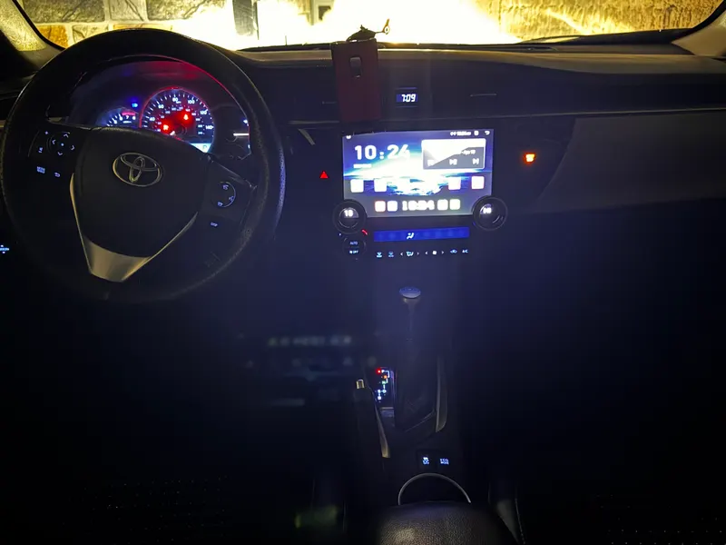 Toyota Corolla 2014 (4)