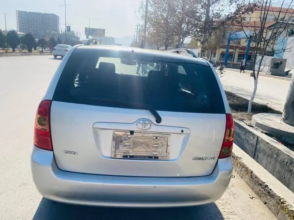 Toyota Fielder 2006 (3)