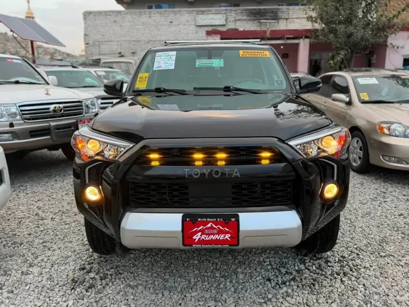 تویوتا 4Runner 2019 SR5 (3)