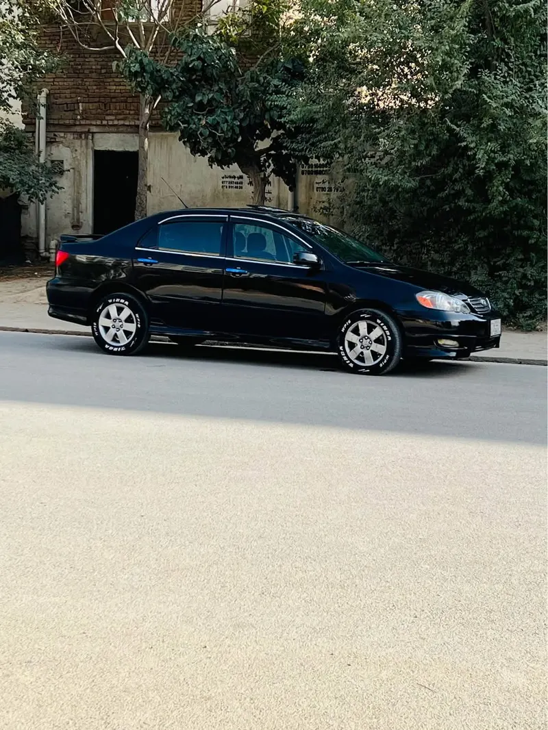 Toyota Corolla 2006 (2)