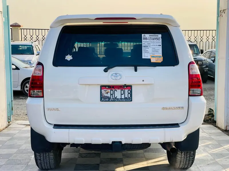 Toyota 4 Runner 2005 (3)