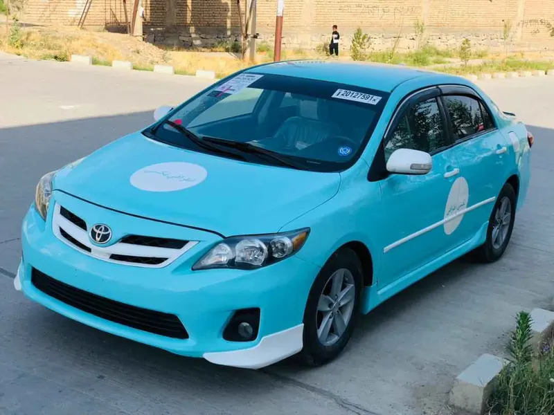 Toyota Corolla 2010 (2)