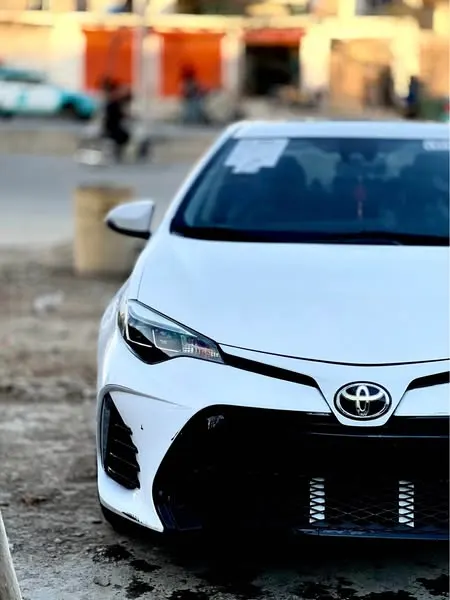 Toyota Corolla 2019 (2)