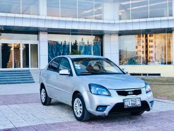 Toyota Corolla 2010 (2)