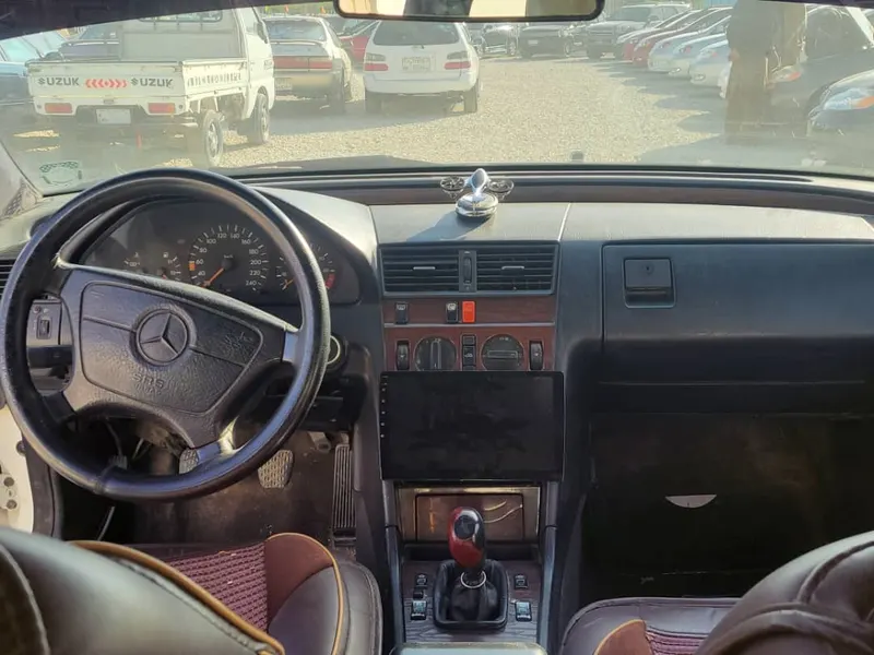 Mercedes-Benz 1994 (4)