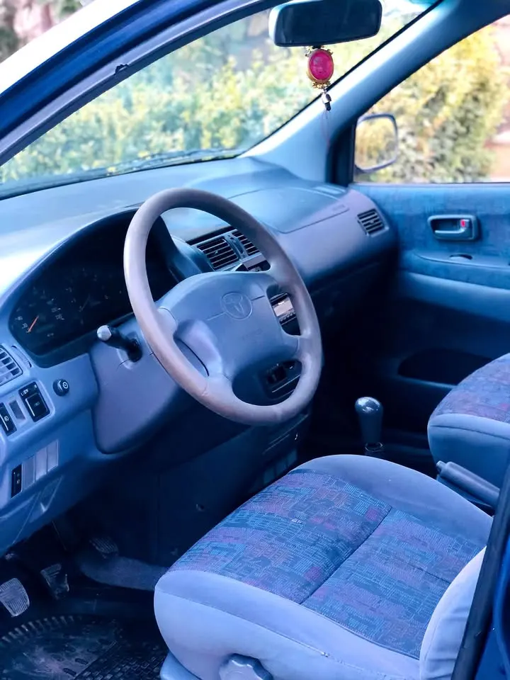 Toyota 1998 (4)