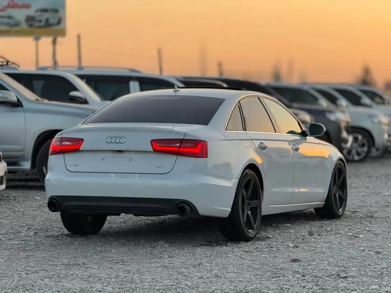 Audi A6 2014 (3)