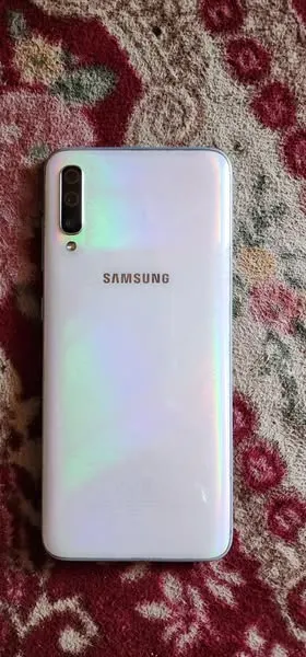 Samsung Galaxy A70 For Sale (1)