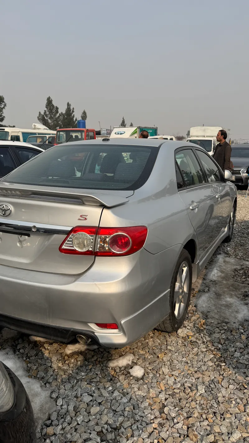 Toyota Corolla 2012 (4)