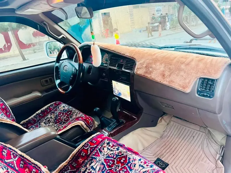 Toyota 4Runner Limited 2000 (4)