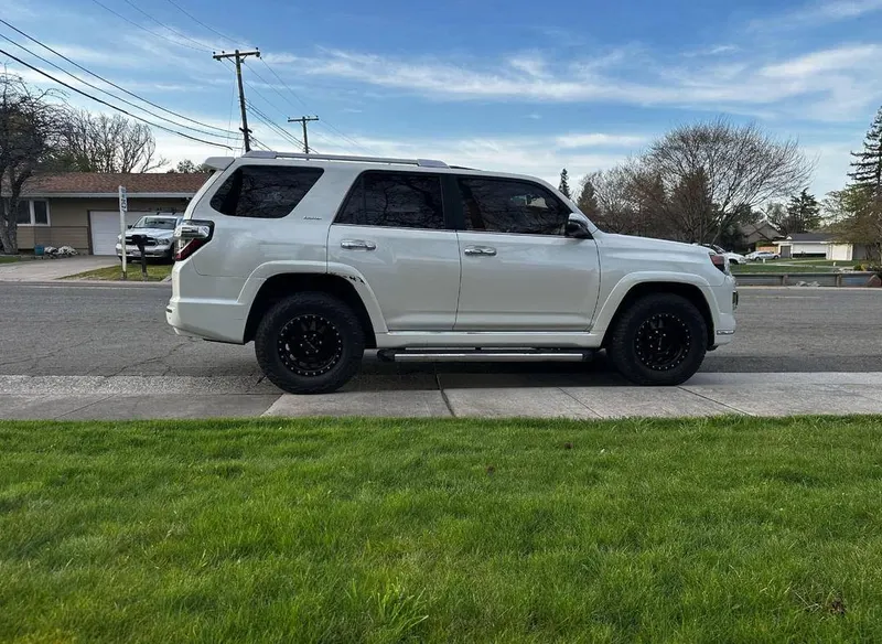 تویوتا 4Runner لیمیتد 2016 (2)