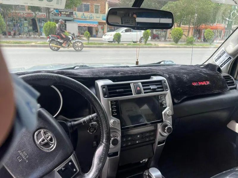 Toyota 4 Runner 2011 (3)