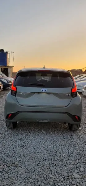 Toyota Aqua 2021 (3)
