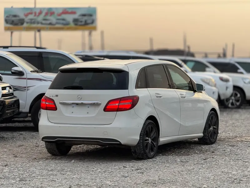 Mercedes-Benz 2015 (2)