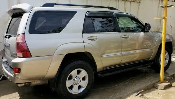 Toyota 4Runner 2004 (3)