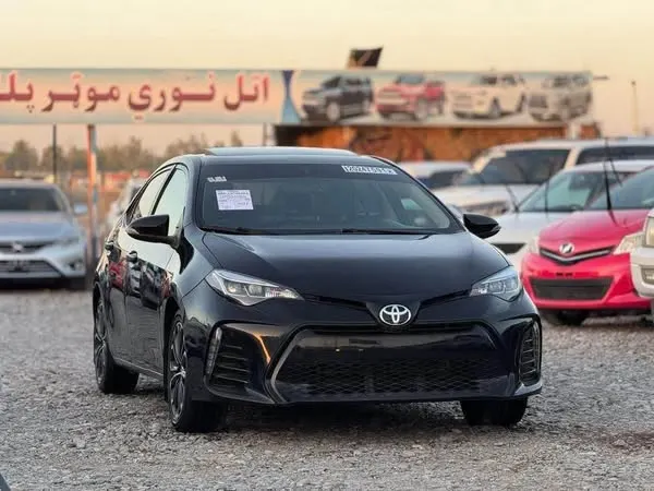 Toyota Corolla 2015 (2)