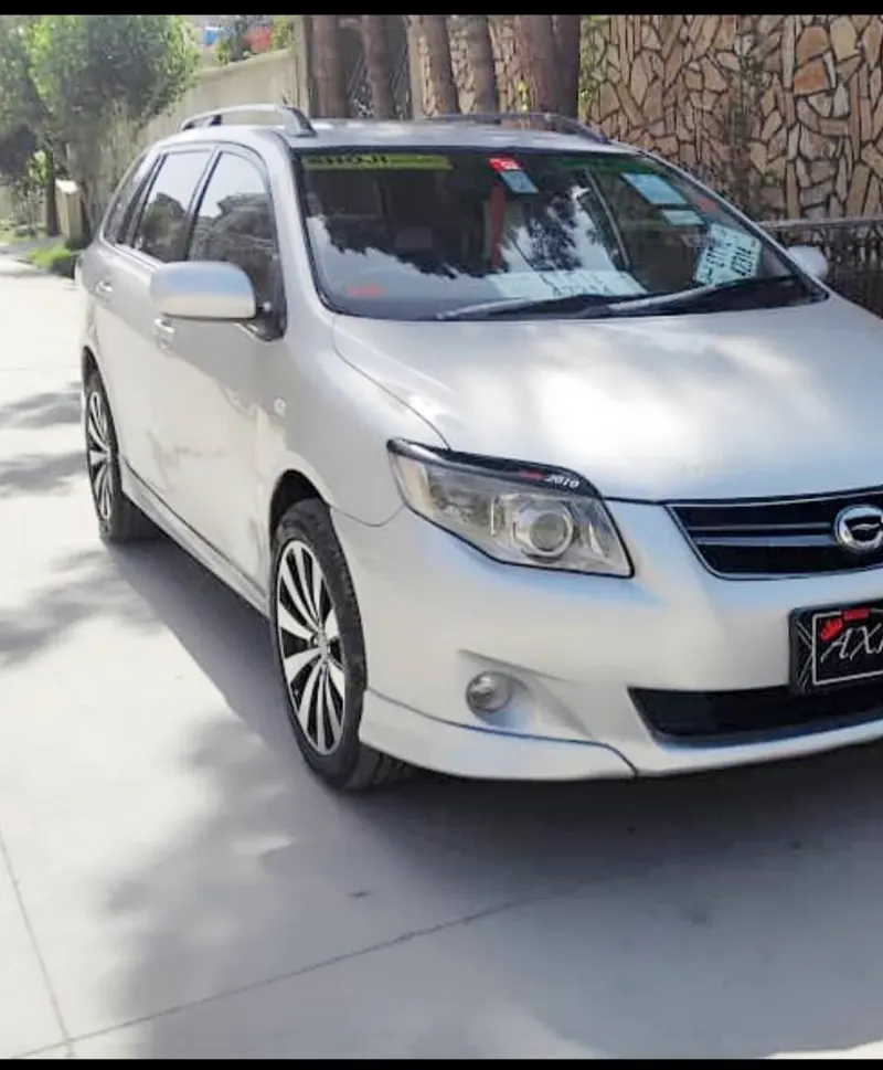 Toyota Fielder 2010 (1)