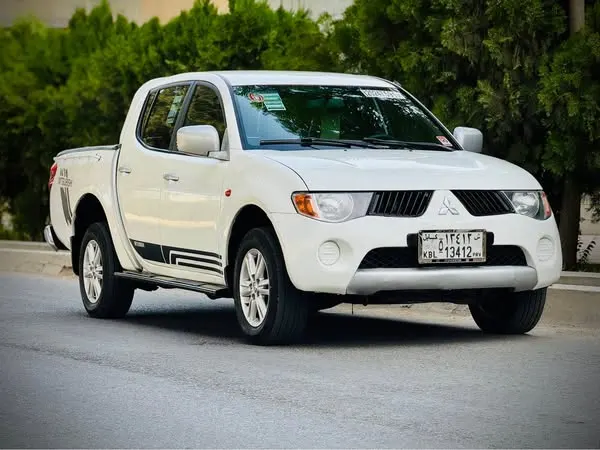 Mitsubishi 2007 (2)