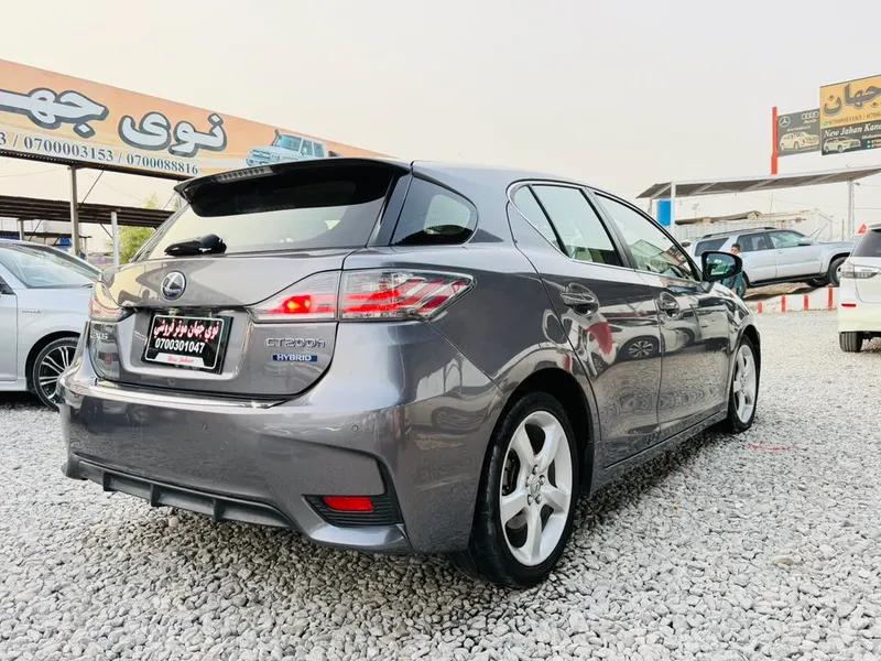 Lexus 2017 (3)