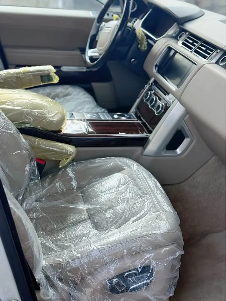 Land Rover Range Rover Vogue SE 2014 (3)