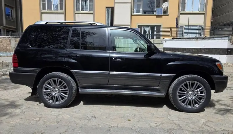 Lexus LX470 2006 (4)