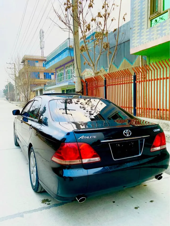 Toyota Crown 2007 (3)
