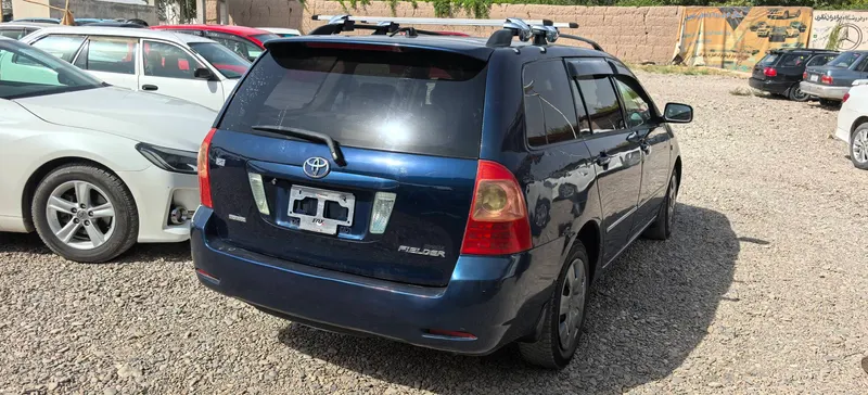 Toyota Fielder 2005 (2)