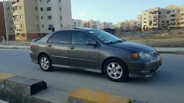 Toyota Corolla 2007 (1)