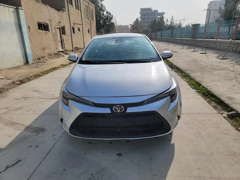 Toyota Corolla 2021 (2)