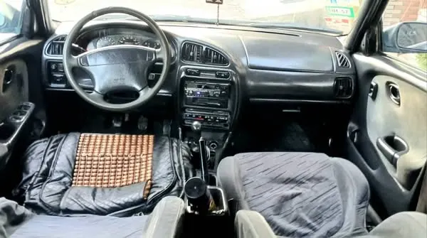 Suzuki Baleno 1995 (4)