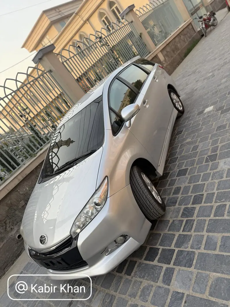 Toyota Fielder 2015 (3)