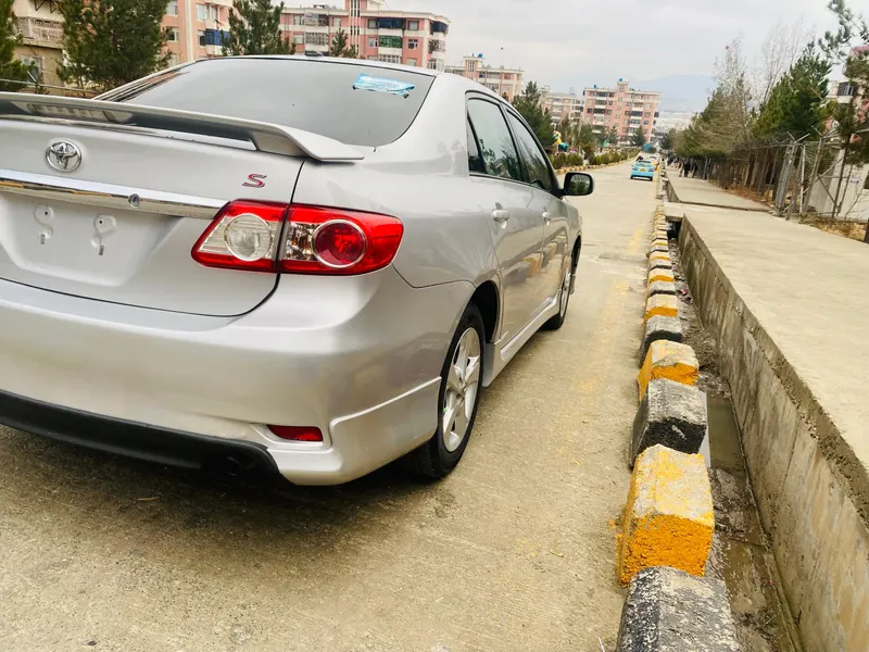 Toyota Corolla S 2011 (4)