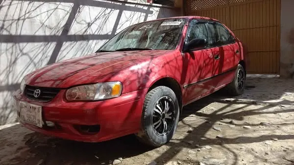 Toyota Corolla 2001 (1)