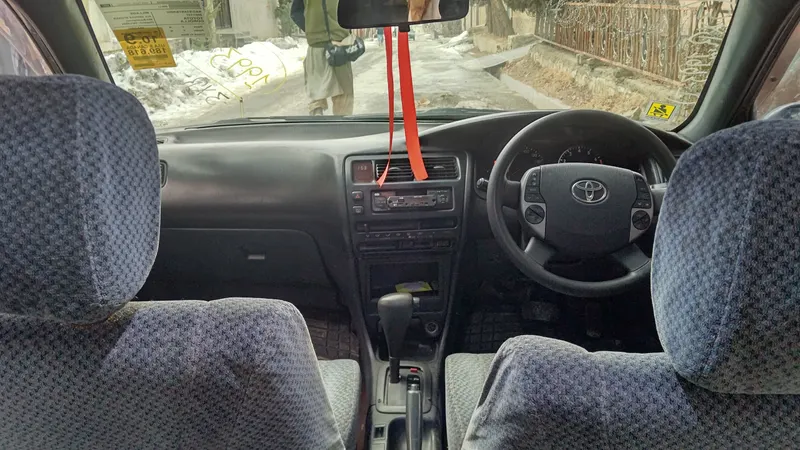 Toyota Corolla 1992 (4)