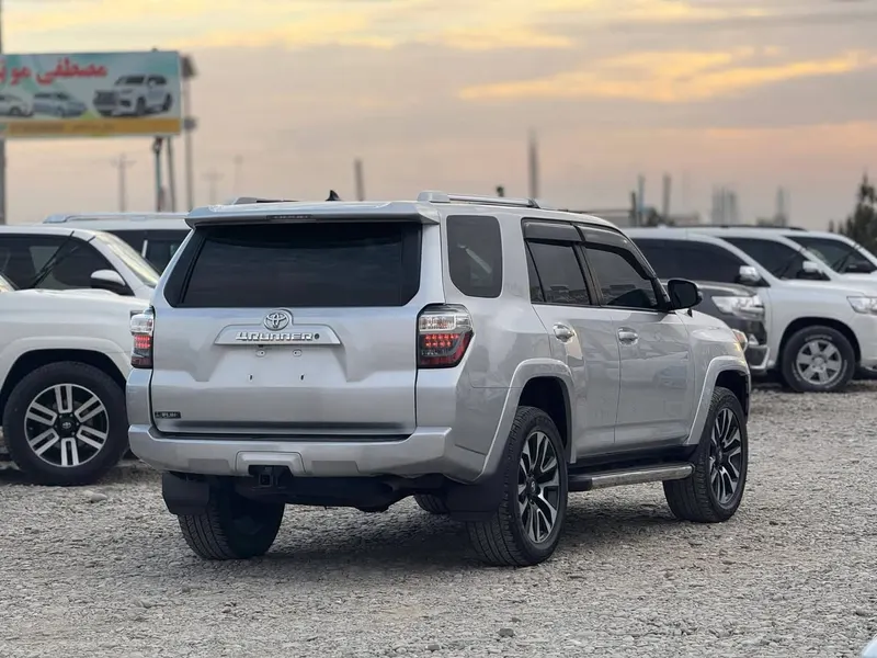 Toyota 4 Runner 2014 (3)