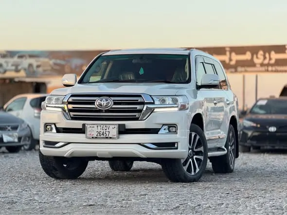 Toyota Land Cruiser 2013 (2)