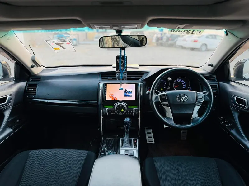 Toyota Mark X TRD 2011 (4)