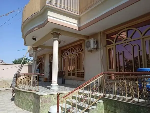 کور د پلورنې لپاره، 6 خونې، 160 m²، کارته نو (1)