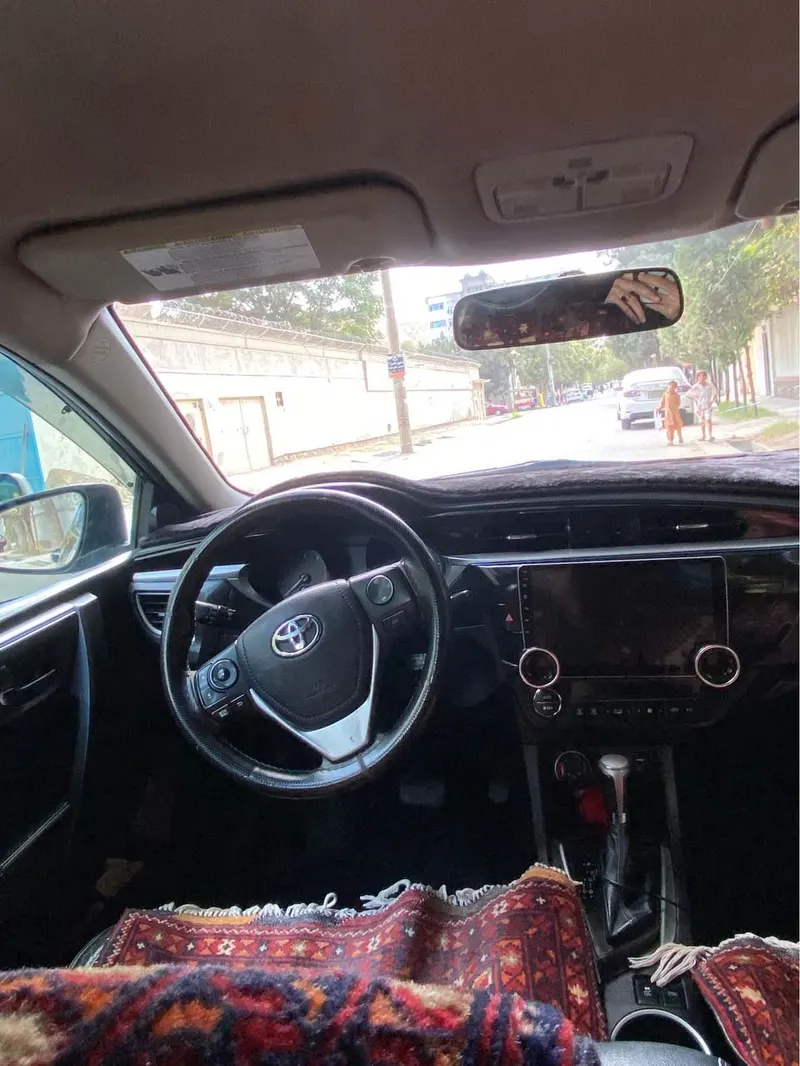 Toyota Corolla 2016 (4)