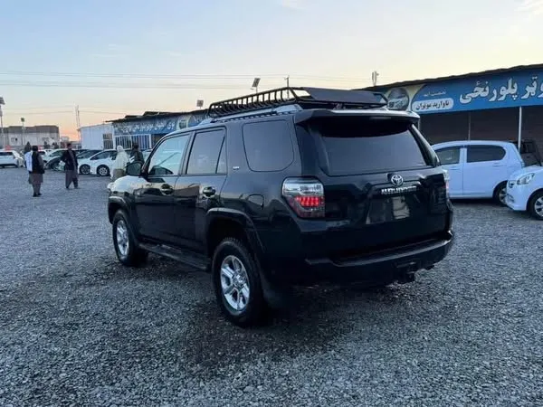 Toyota 4 Runner 2016 (3)