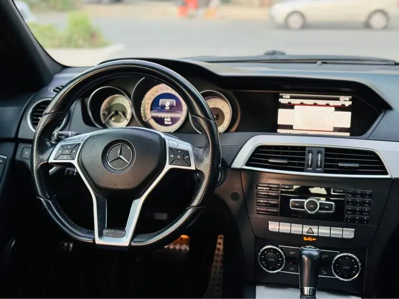 Mercedes-Benz 2013 (4)