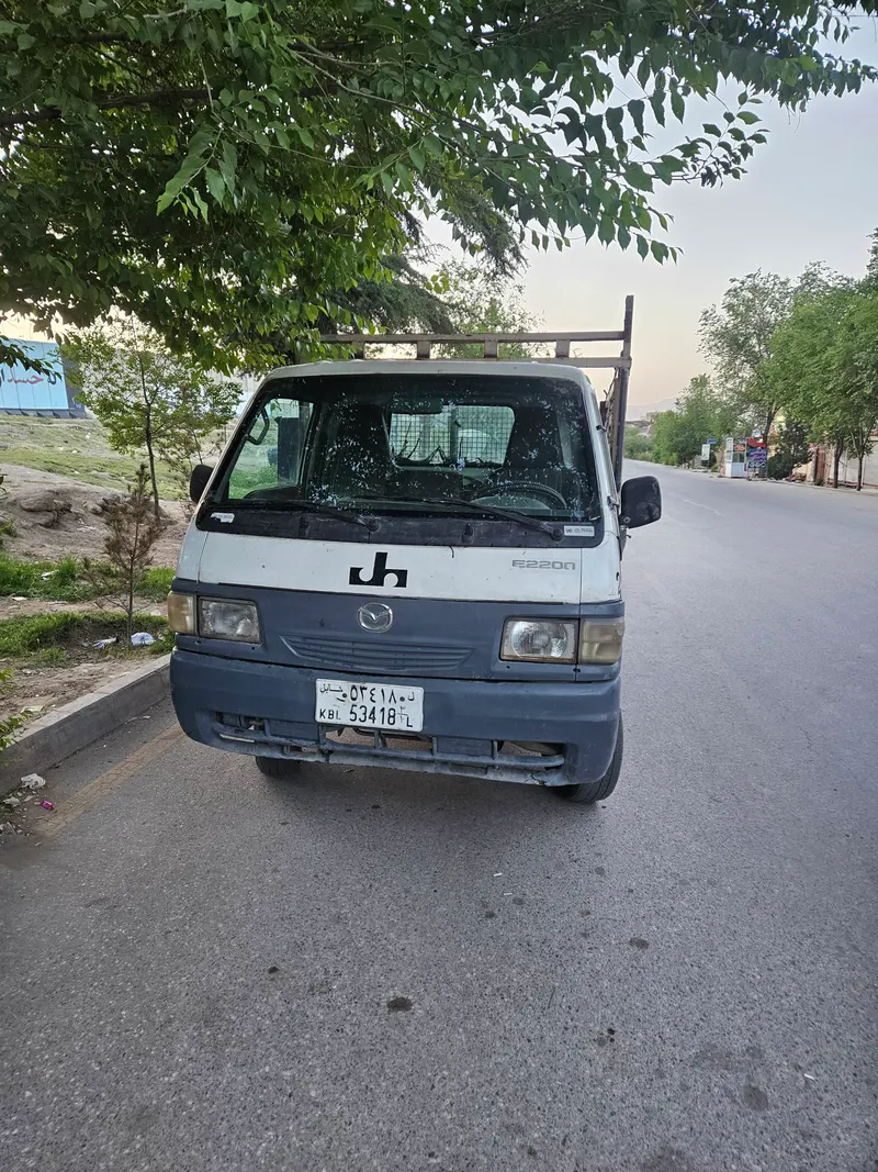 مزدا 2200 2000 (1)