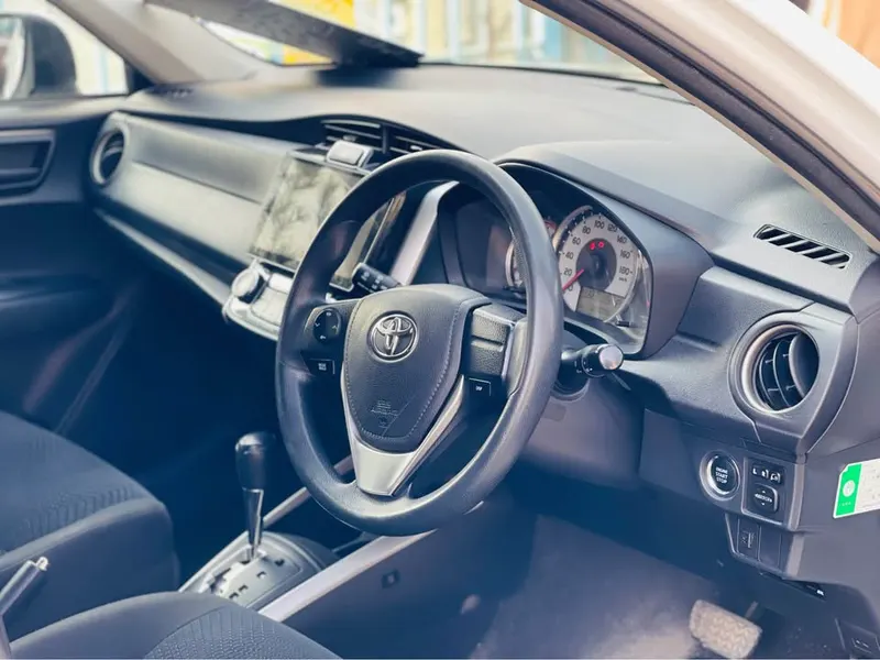 Toyota Fielder 2013 (4)