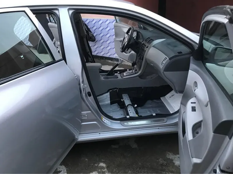 Toyota Corolla 2010 (4)