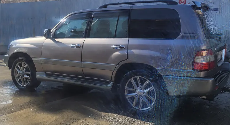 Toyota Land Cruiser V8 2005 (3)