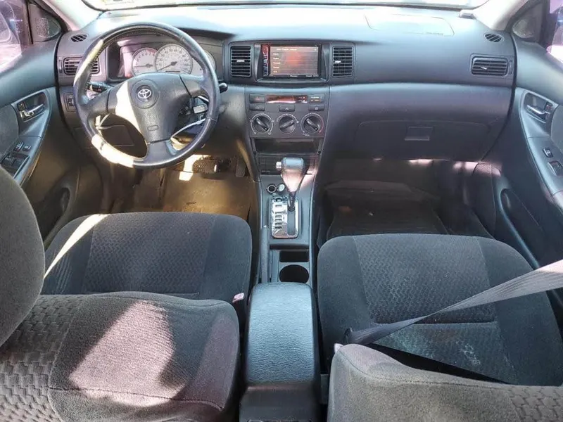 Toyota Corolla 2006 (4)